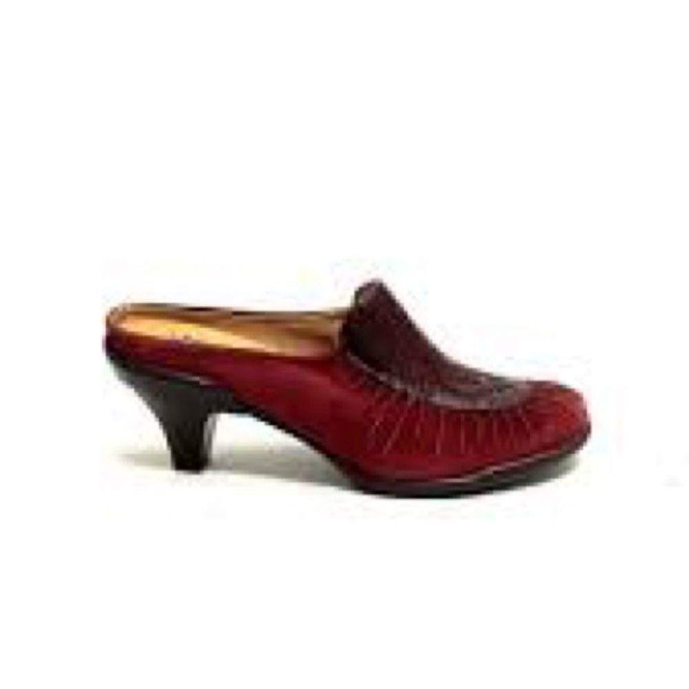 Sofft Nicki suede western mules heels deep red women’s‎ size 9.5 boho
